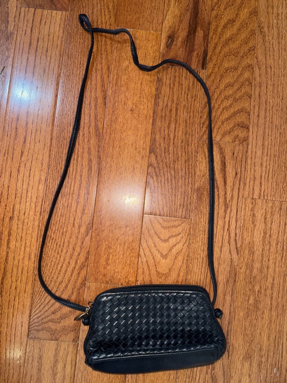 Vintage crossbody leather shoulder bag